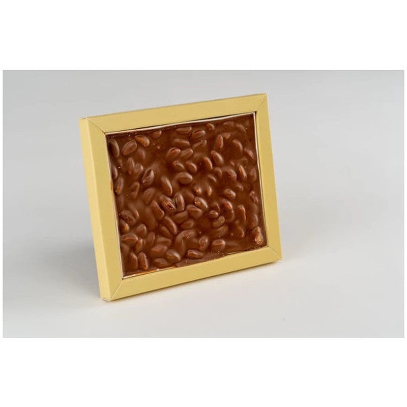 Milky Beyolu Chocolate With Pistachio (200 G)