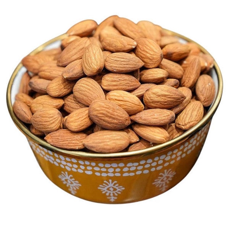 Raw Local Almonds  1 Kg