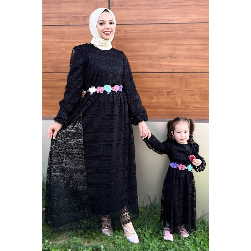 Lace Mother Dress Black 16800