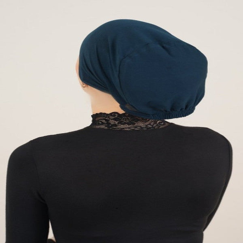 Classic Model Navy Blue Bonnet