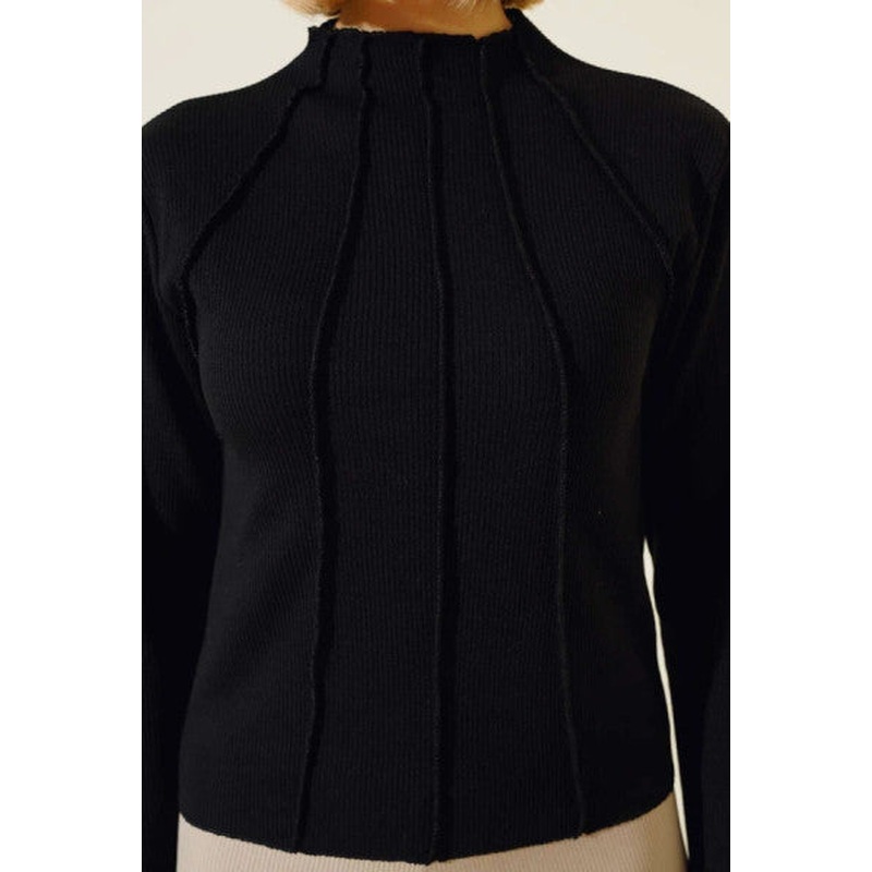 Stitching Detailed Short Blouse Black