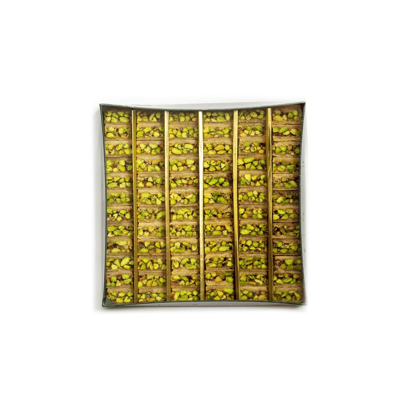Cold Tray Kadayif And Pistachio Baklava Belluriye  Handmade Crispy Kunefe Pastry Dessert With Premium Pistachios