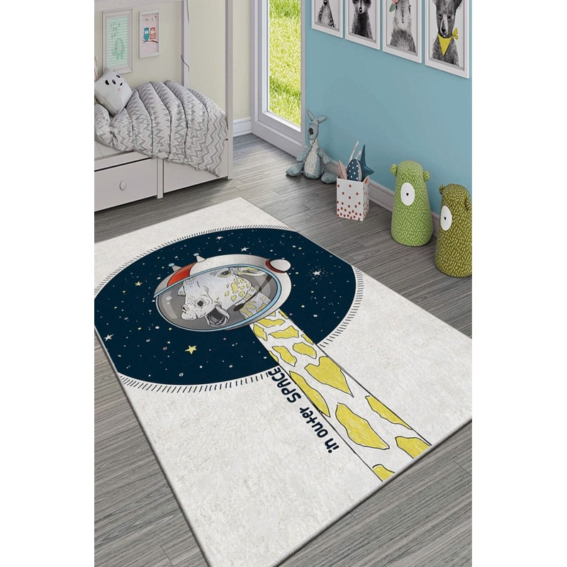 Astronaut Giraffe Figured Digital Printed Children's Room Carpet