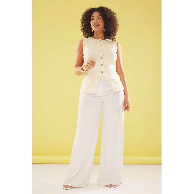 Curve Women's Plain Sleeveless Fitted Plus Size Vest