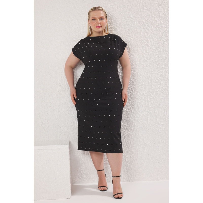 Curve Women's Straight Mini Sleeveless Stylish/night Fitted Plus Size Dress