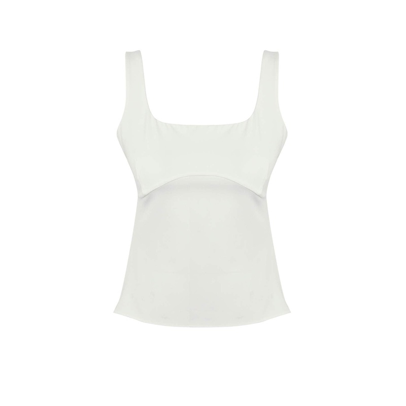 Women's Straight Sleeveless Fitted Blouse