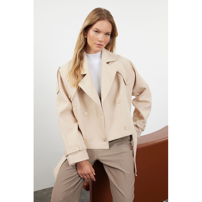 Women's Beige Flat Regular Coat