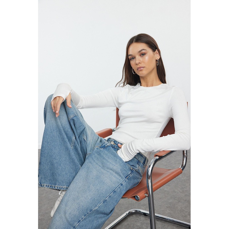 Women's Ecru Straight Long Slim Blouse