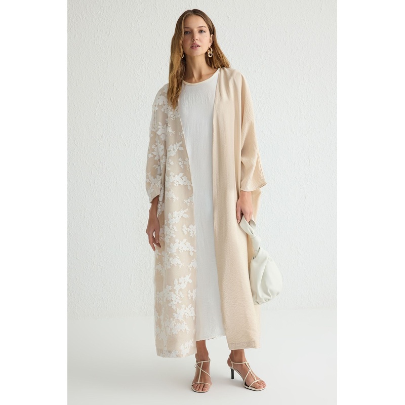 Lace Detail Woven Cape & Abaya Tctss25Kf00001