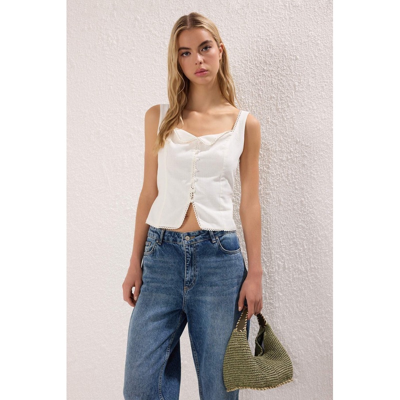 Women's Ecru Straight Sleeveless Fitted Blouse