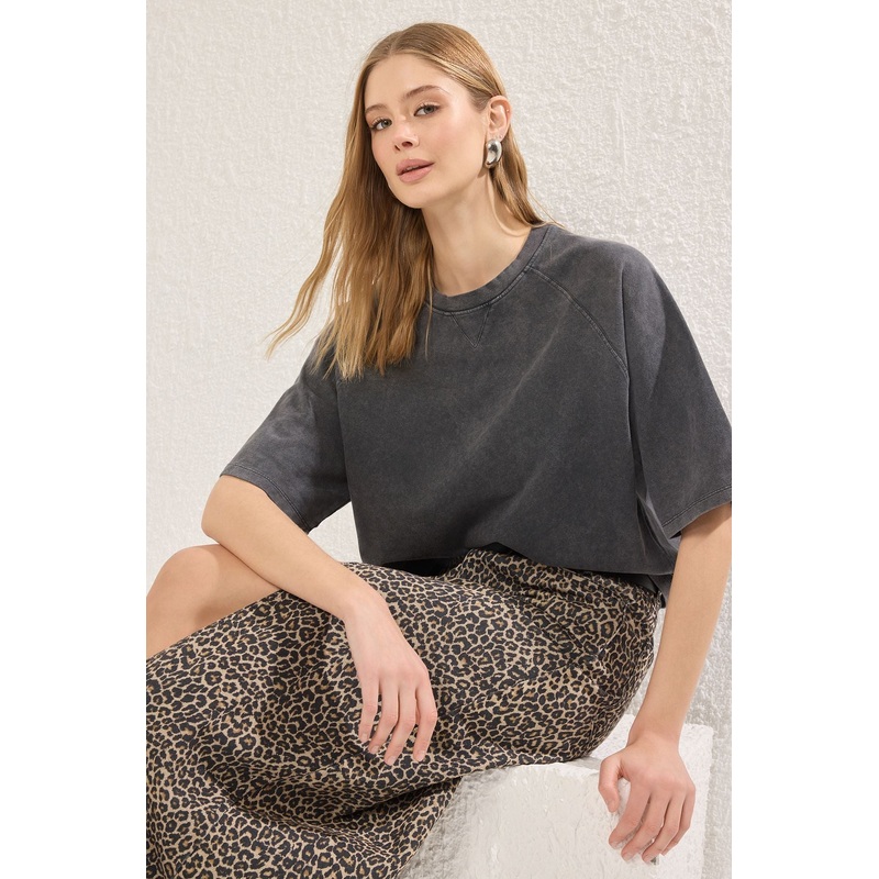 Women's Grey Straight Three Quarter Sleeve Relaxed T-Shirt