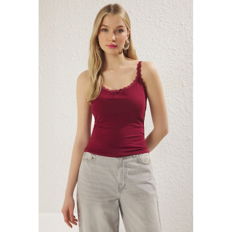 Women's Plain Spaghetti Strap Slim Blouse