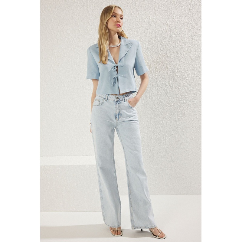 Women's Blue Plain Short Regular Blazer