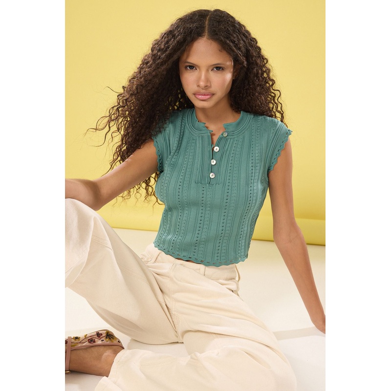 Women's Cellular Sleeveless Regular Blouse