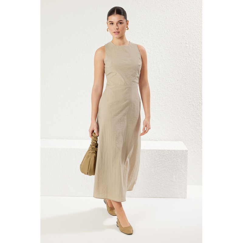 Women's Beige Plain Midi Sleeveless Casual Regular Dress