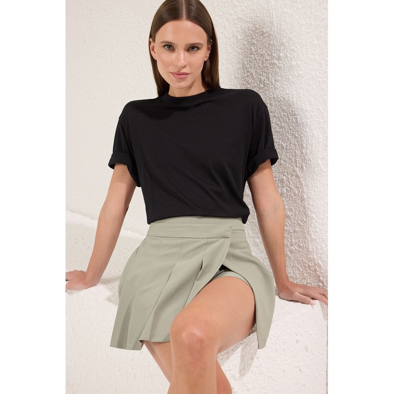 Women's Khaki Straight High Waist Shorts & Bermudas