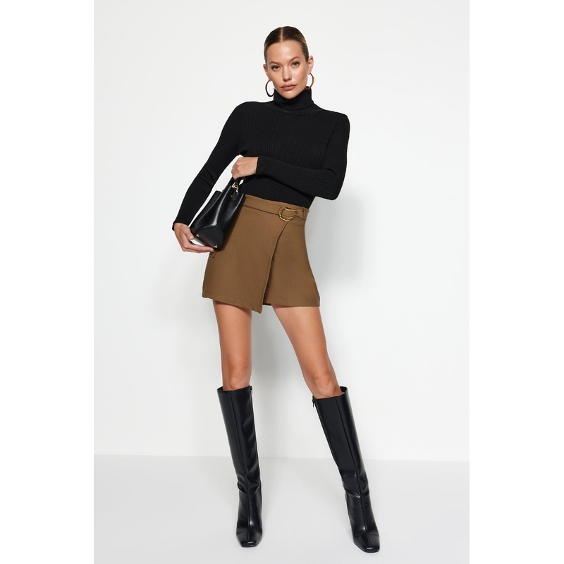 Black Accessorized Woven Shorts Skirt TWOAW24SR00061