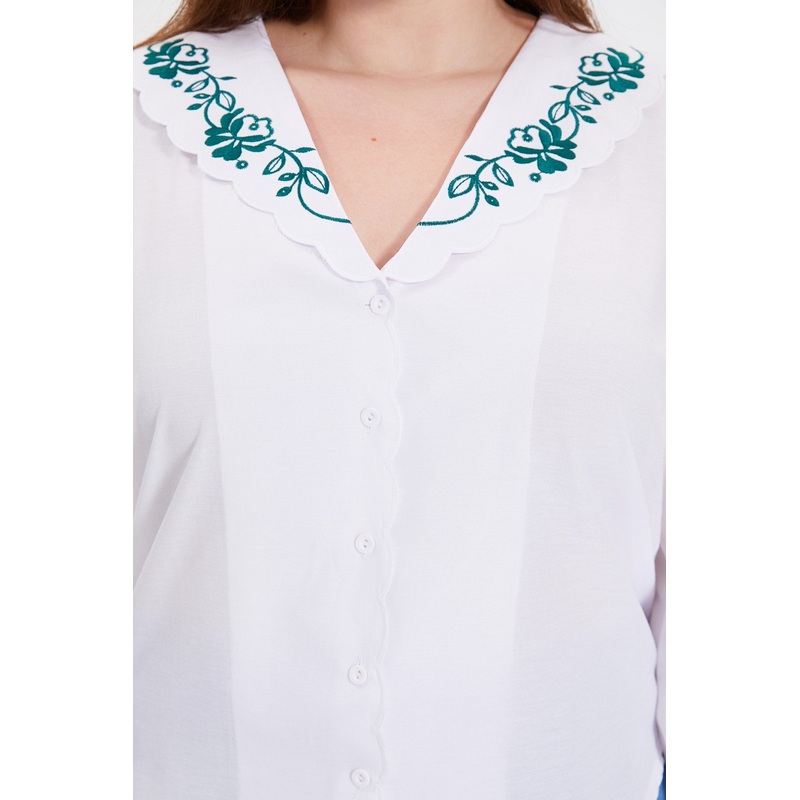 Embroidered Blouse TWOAW22BZ0100