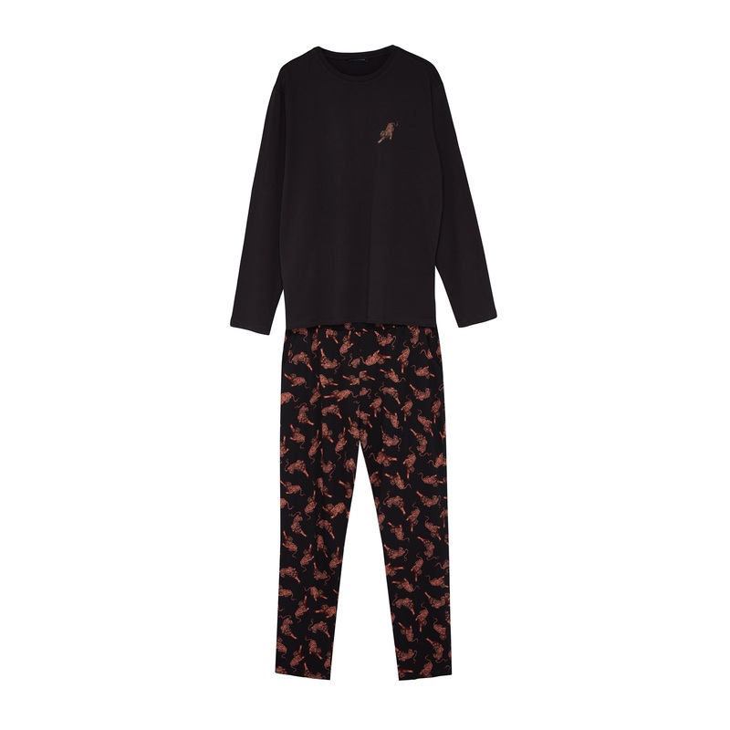 MAN Men's black Animal Long Sleeve Homewear Regular Pajamas Set