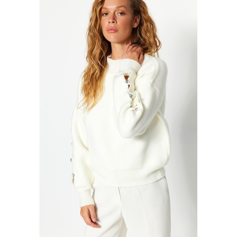 Soft Textured Button Detailed Knitwear Sweater TWOAW24KZ00384