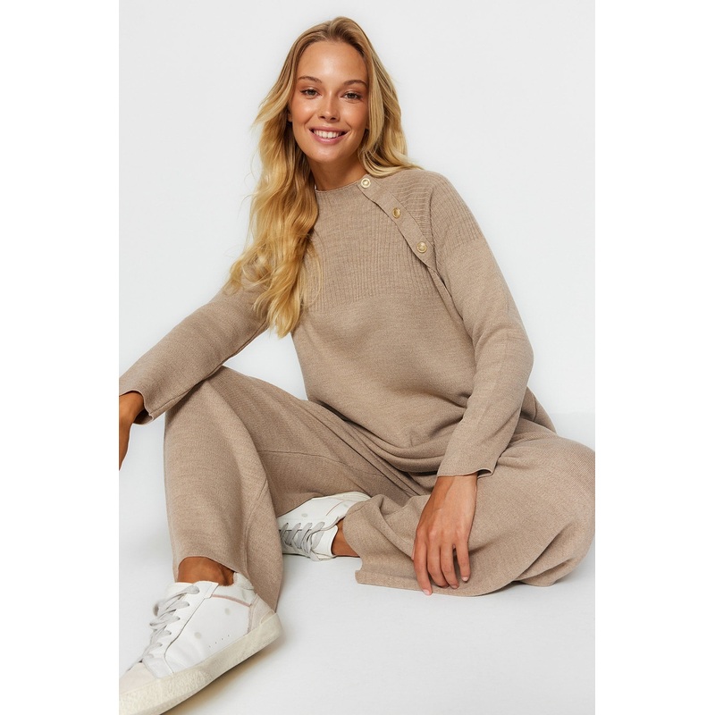 Modest Women's Brown Plain Long sleeve Casual Regular fit Two-Piece Set