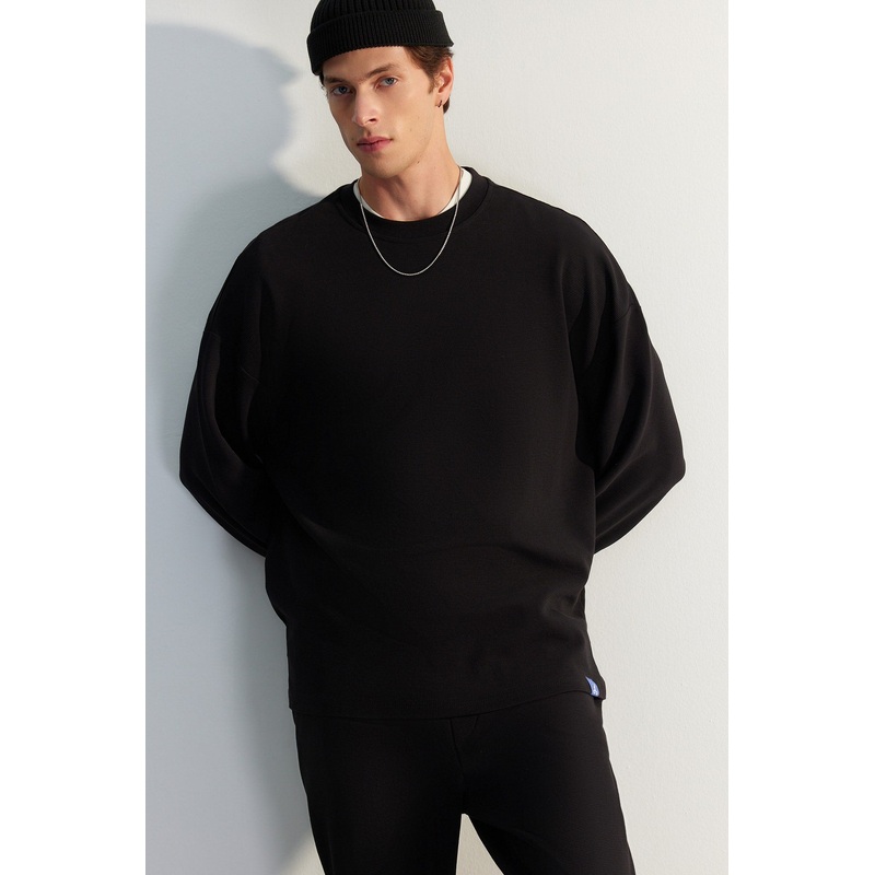 Man Men's Blue Plain Long Sleeve Oversize Sweatshirt