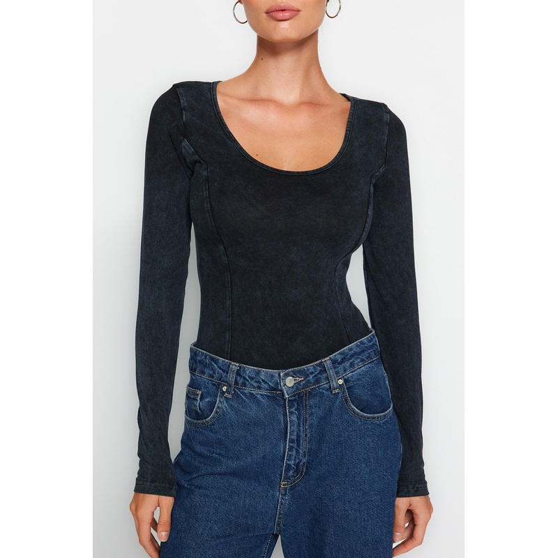 Women's Black Plain Long sleeve Slim fit Bodysuit