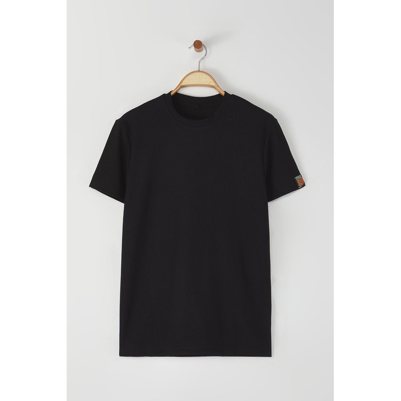 Man Men's Plain Short Regular T-Shirt