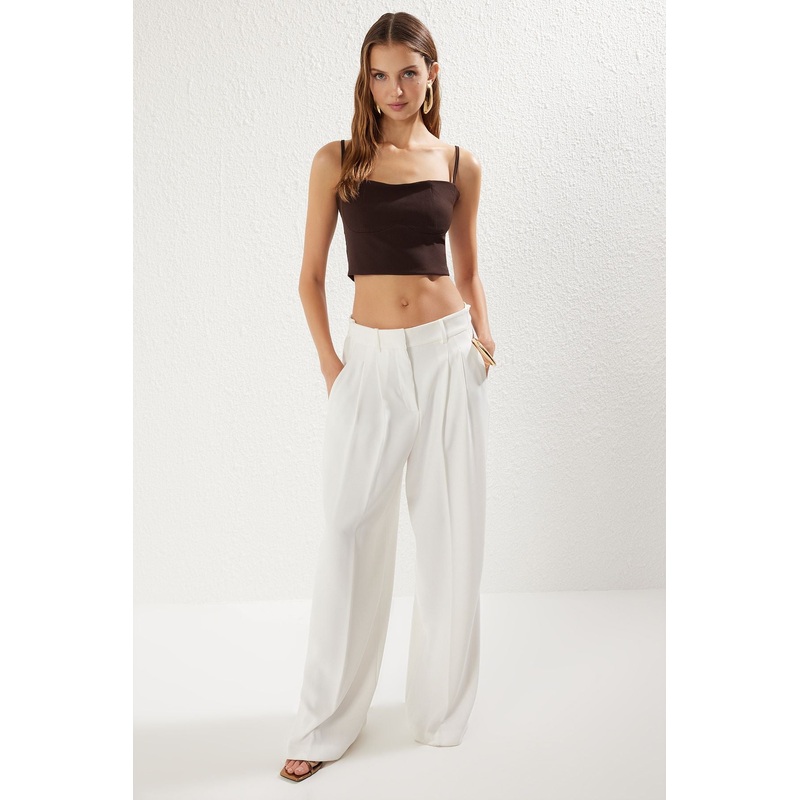 Women's Brown Plain Sleeveless Fitted Crop Top