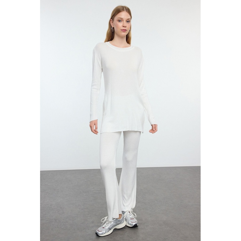 Women's Ecru Straight Long Casual/daily Regular Under-Upper Team