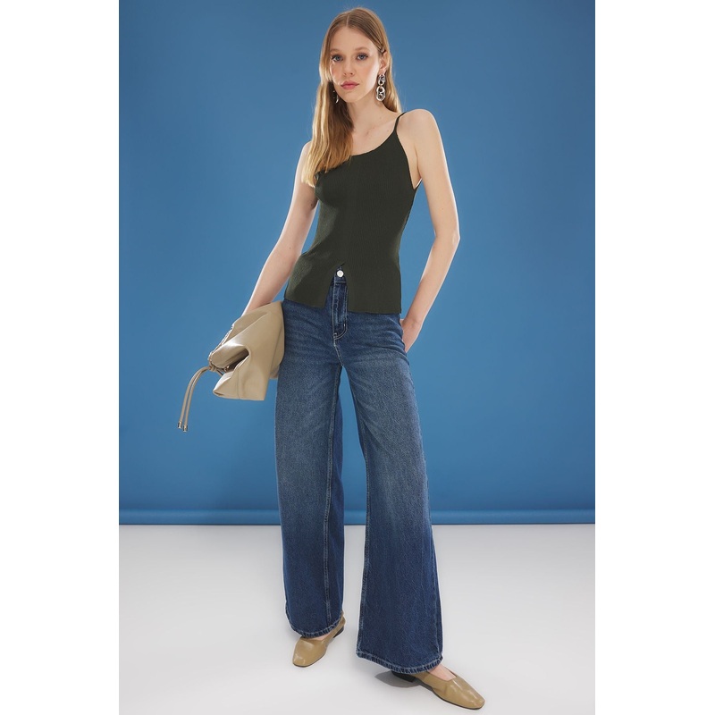 Women's Khaki Plain Spaghetti Strap Slim Blouse