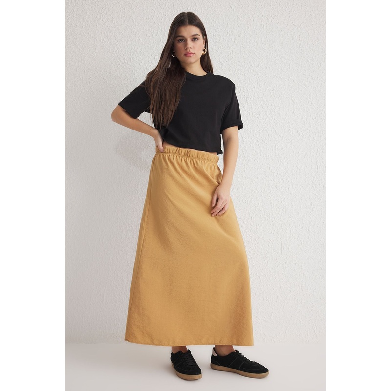 Women's Navy Blue Plain Midi Flared Skirt