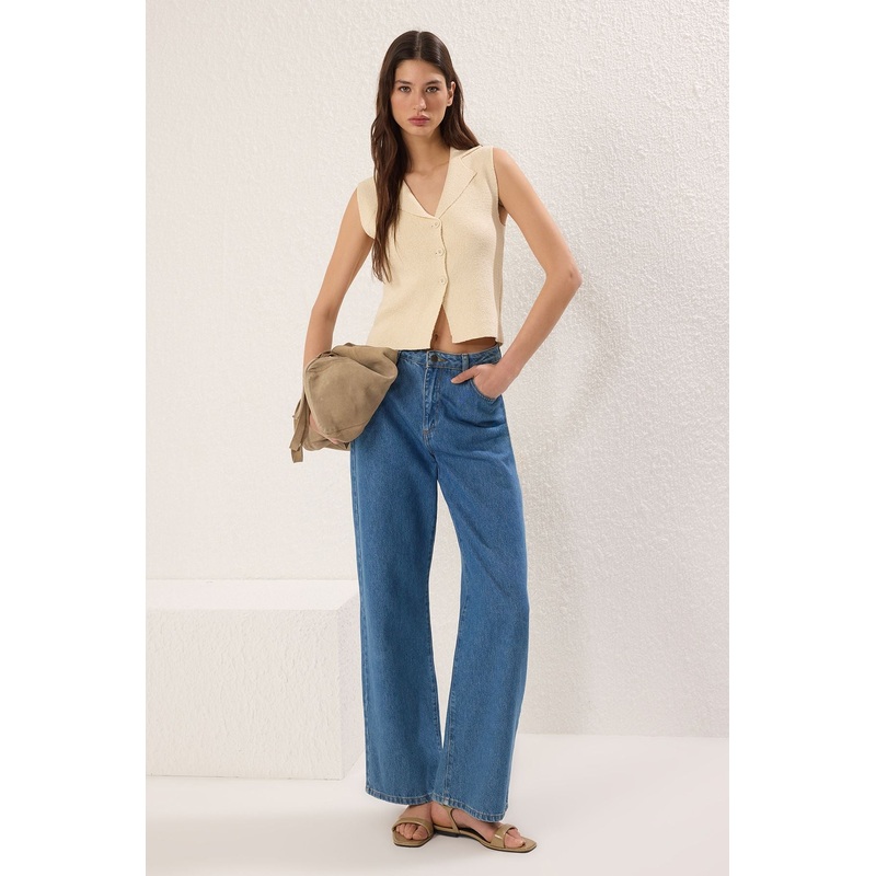 Women's Beige Straight Slim Waistcoat