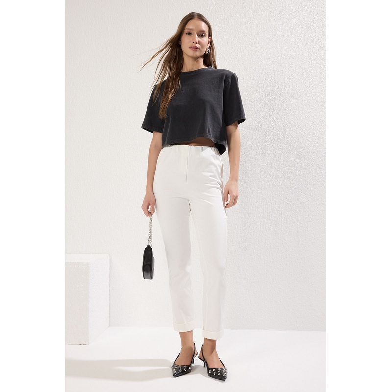 Women's Ecru Straight High Waist Trousers