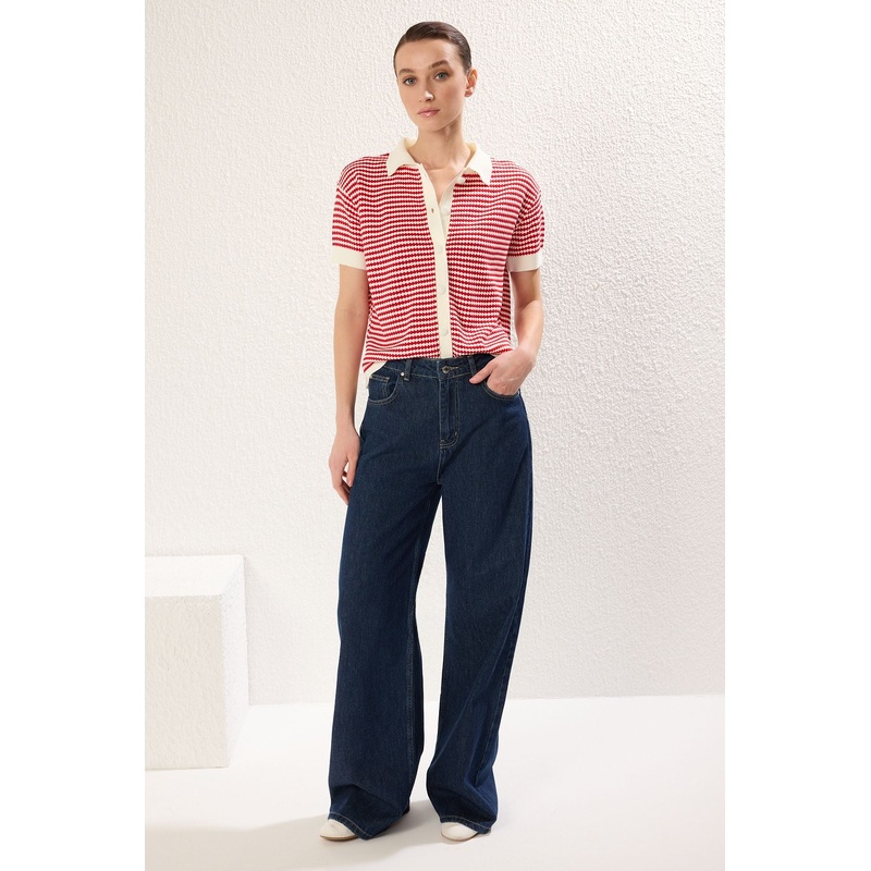 Women's Striped Short Regular Blouse