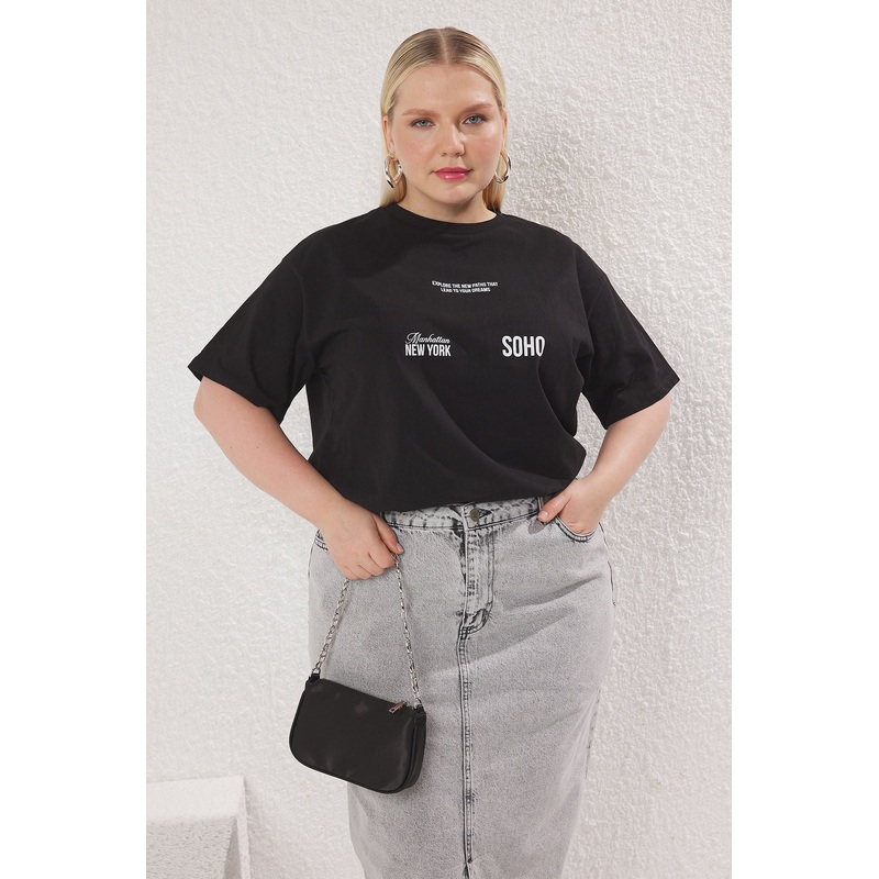 Curve Women's Straight Short Boyfriend Plus Size T-Shirt