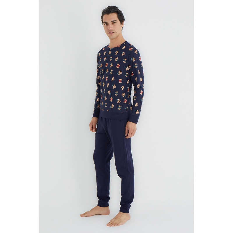 Man Men's Navy Blue New Year Long Homewear Regular Pajama Set