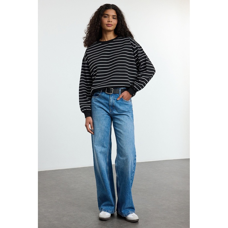 Women's Striped Long Oversized Sweatshirt