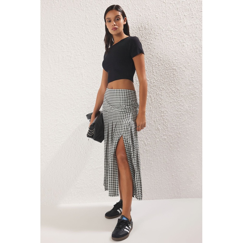Women's Plaid / Checkered Midi A-Line Skirt
