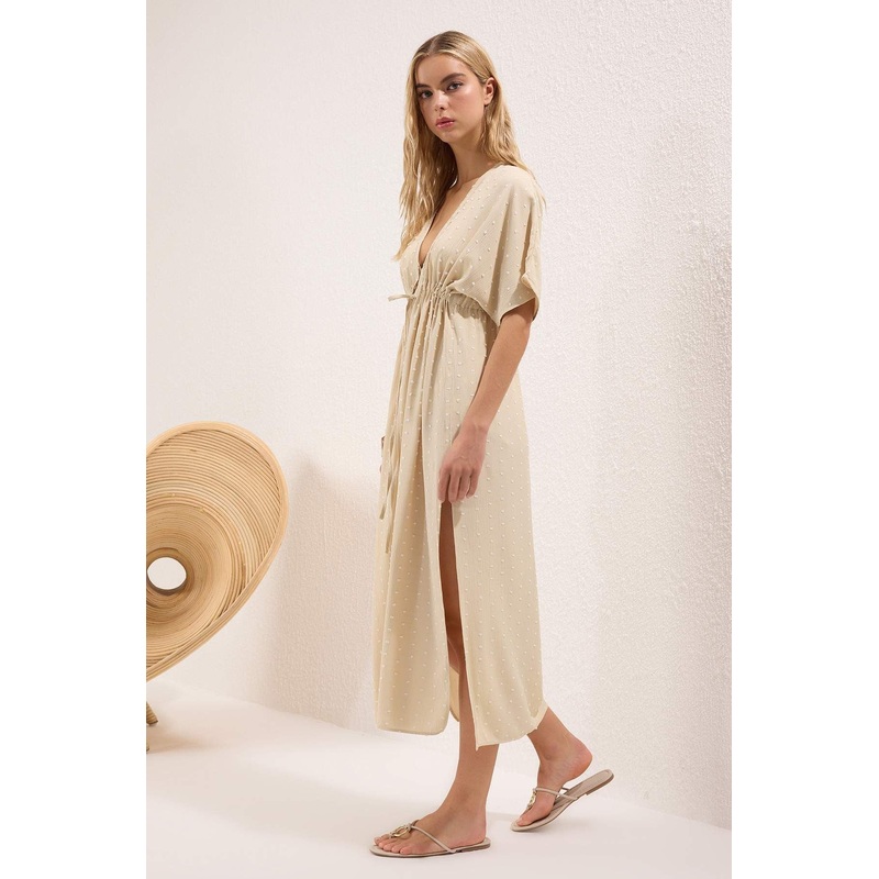 Women's Straight Three-Quarter Sleeve Fitted Kimono & Kaftan