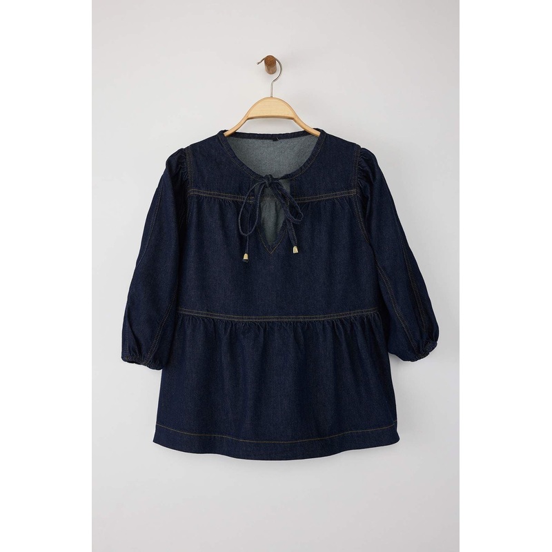 Women's Blue Straight Three-Quarter Sleeve Regular Blouse