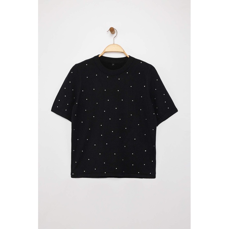 Women's Straight Short Regular Sweater