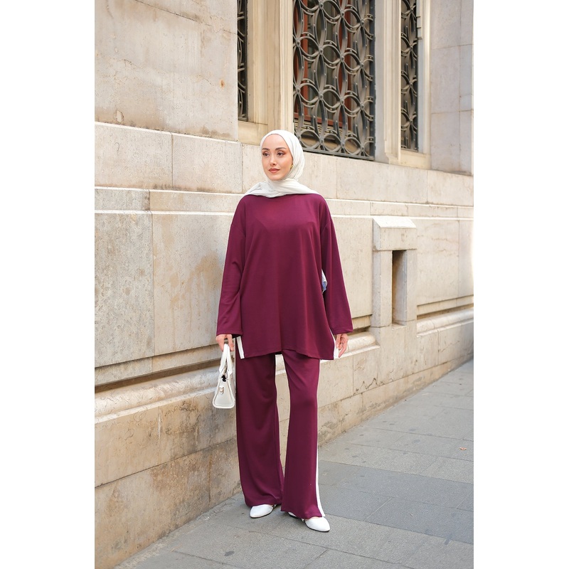 Slit Accent Detailed Set - Burgundy