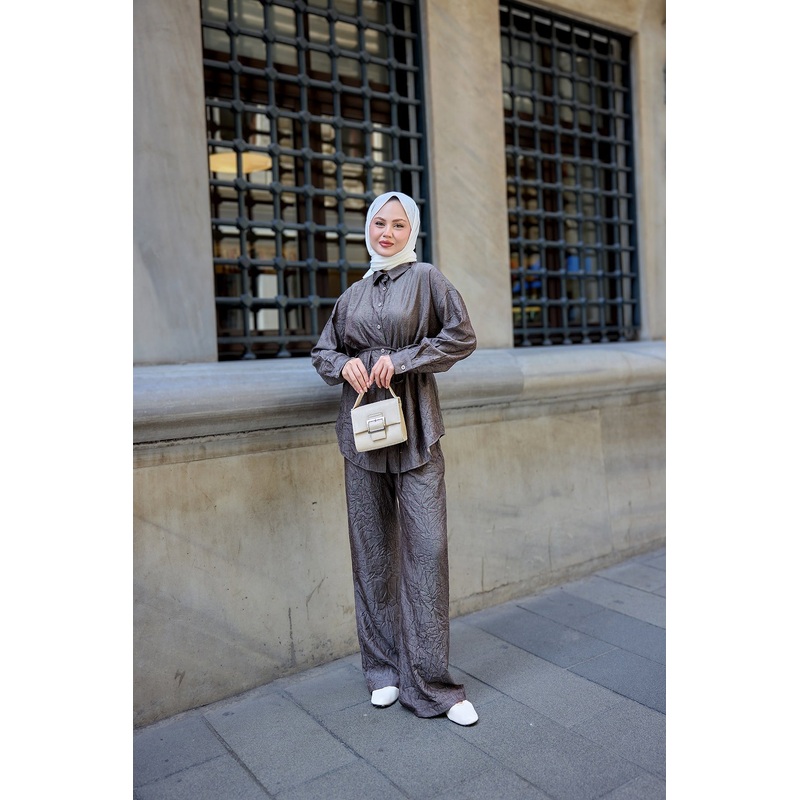 Wrinkled Fabric Suit Brown