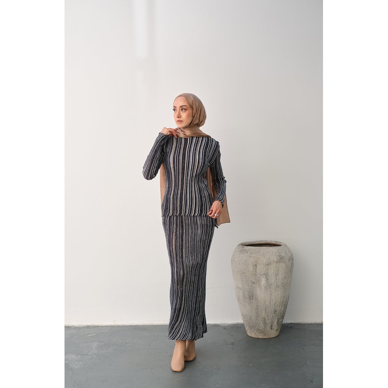 Glitter Stripe Pattern Skirted Set  Black