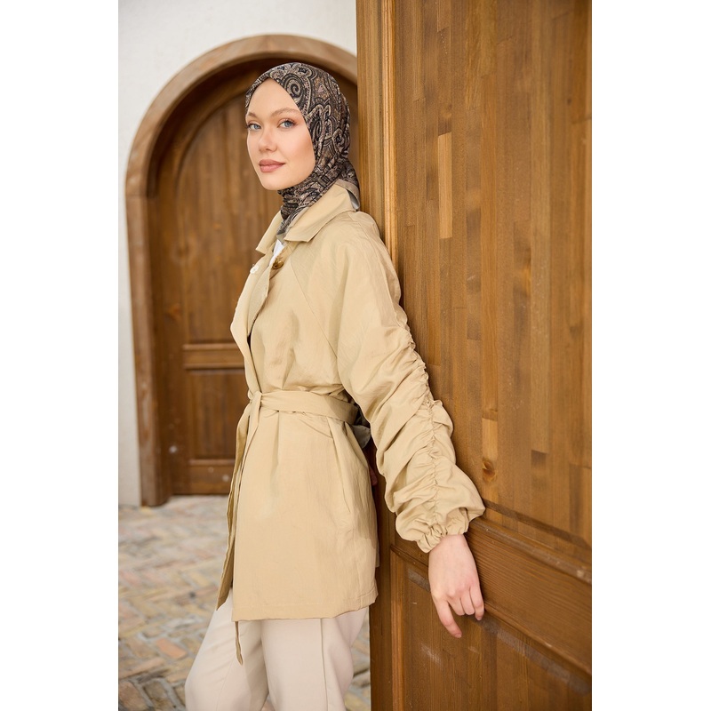 Mink Jacket With Gathered Martha Sleeves And Back