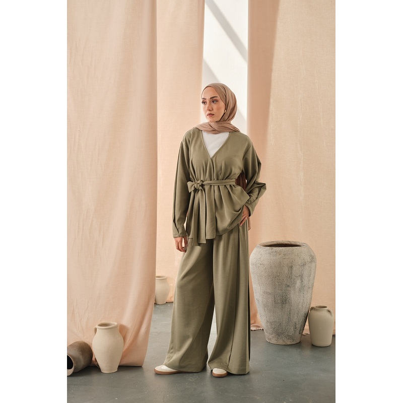 Waist-Tie Kimono Set  Light Green