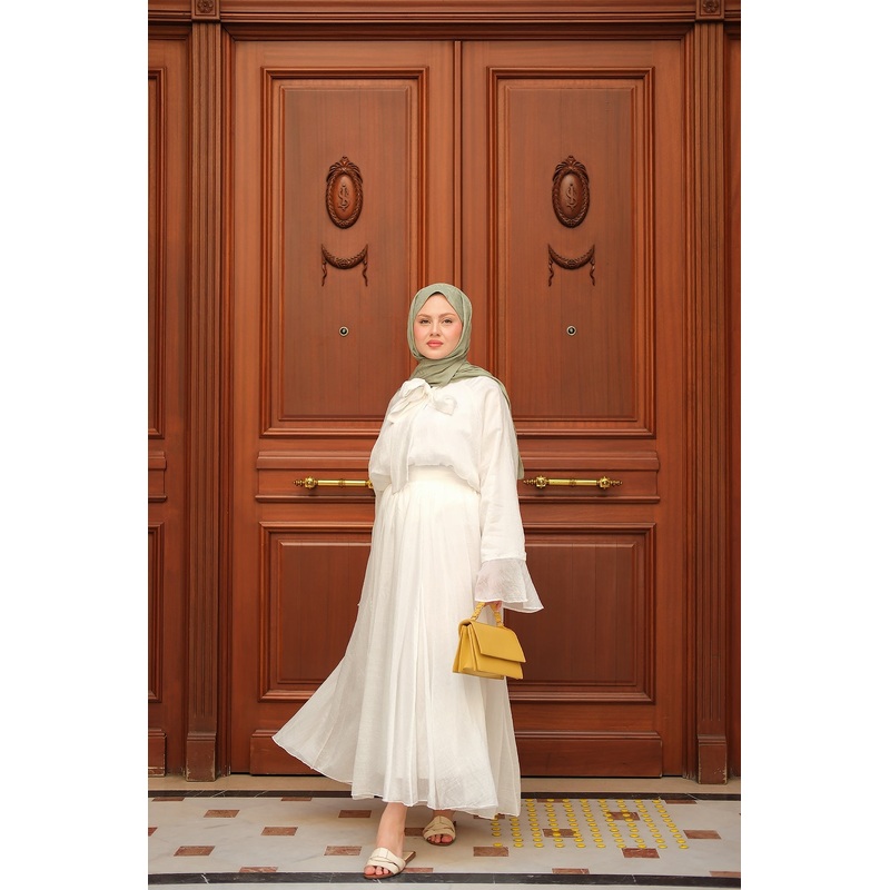 White Two-Piece Set With Tulle Accents And Tie Details