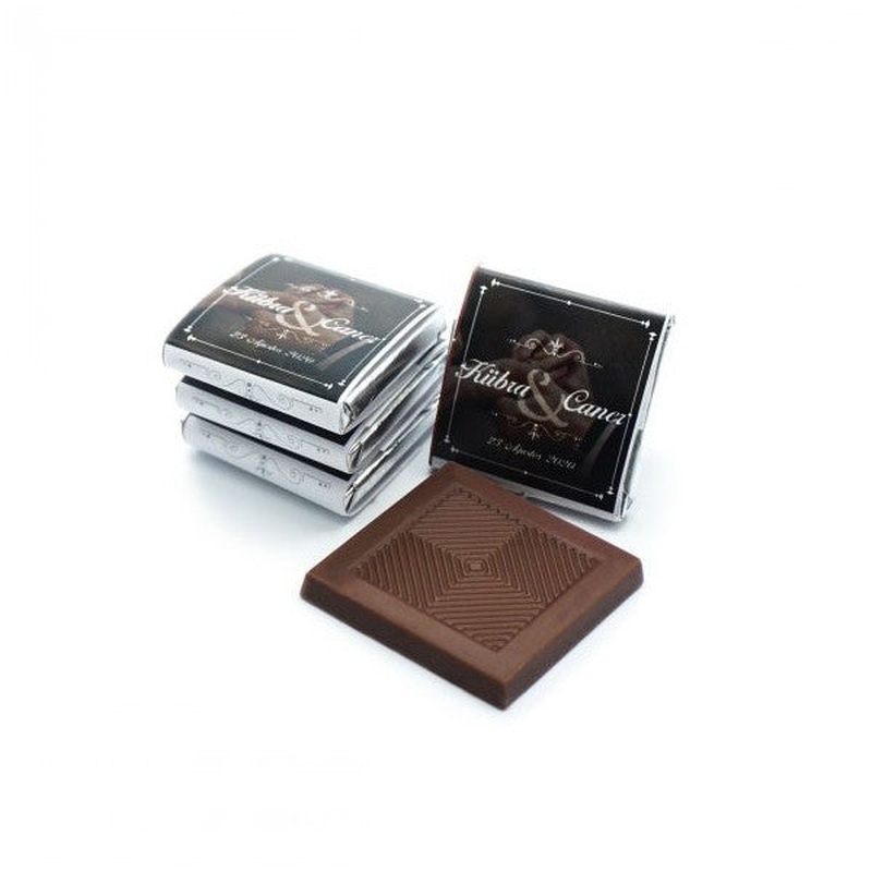 Nin Promise And Engagement Chocolate Bulk Ring Printed (80 Pieces Of Neapolitan Chocolate)