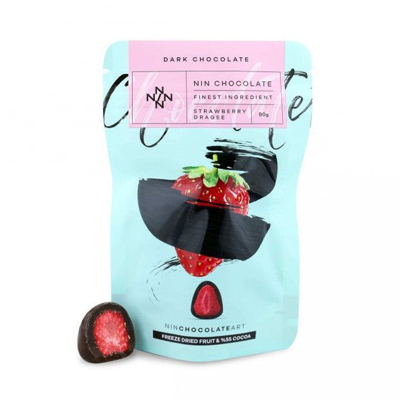 Dark Chocolate Covered Dried Strawberry Dragee 80 Gr